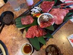 -炼火烤肉店