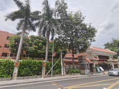 -广州市越秀区育才实验学校