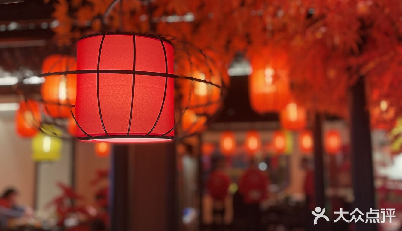 邓伦喊你吃火锅啦！[胜利]
