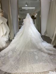 -艾米丽婚纱礼服