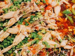 鸿鹤仔姜蛙-兔行天下-鸿鹤鲜锅兔(中海国际店)