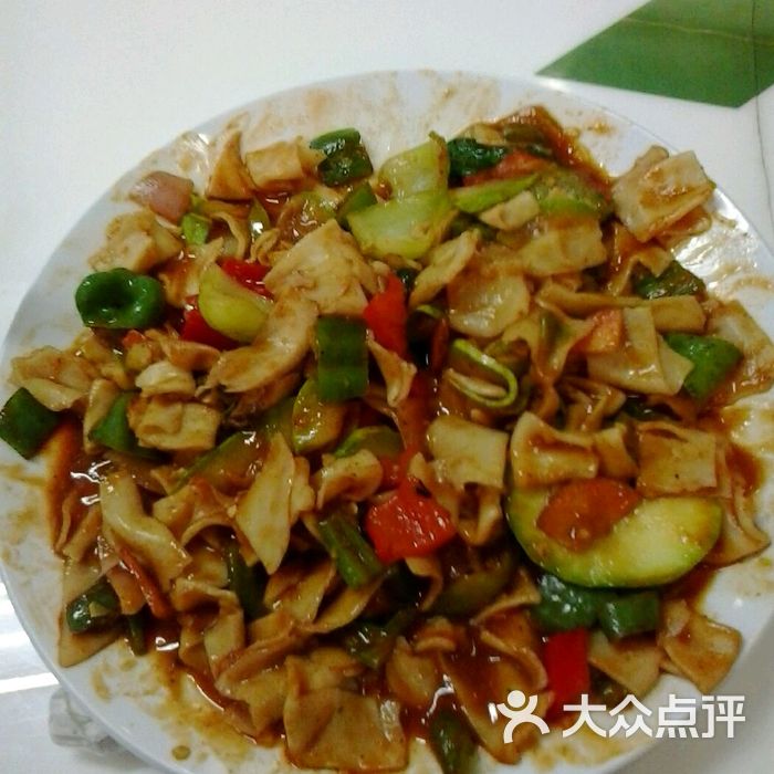 上海外国语大学附中食堂图片-郑州快餐简餐