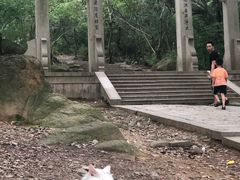 -灵岩山风景区