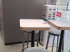 -肯德基(嘉善路地铁站店)