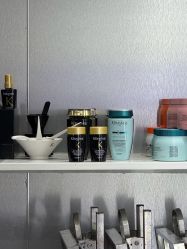 -Tloml salon