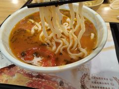 手切酸菜牛腱子面-陳八两面家(滨江天街店)