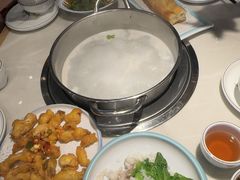 -粤顺渔坊·中山脆肉鲩火锅(清湖店)