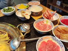 -周小明火锅(黑金冠社区店)