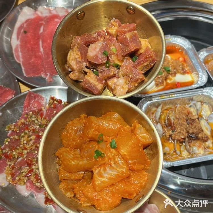 广州这家烤肉自助疯掉了把！！