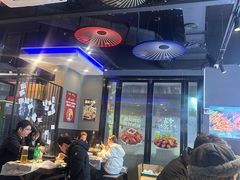 -老街烧烤大排档·地道湖北菜·龙虾馆(汉口火车站店)