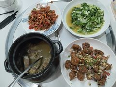 -老农民柴火灶鲜鱼馆