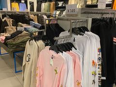 -H&M(鹏欣水游城店)