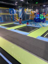 点击看大图 -反弹蹦床公园·亲子乐园·团建·派对(青岛融创茂店)