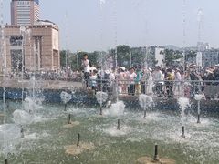 -泉城广场