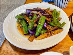 虎皮辣椒烧茄子-疆里疆外·和田烤肉·清真