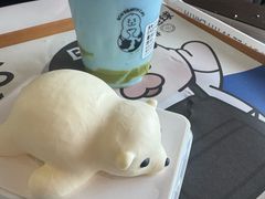 -抱抱地球咖啡馆(国家海洋博物馆店)