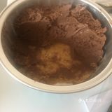 不够细腻 朗姆巧克力蛋糕：奶油不错 蛋糕体也ok