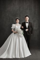 点击看大图 -至臻微拉婚纱摄影