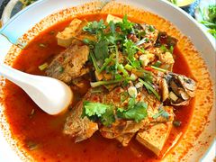 酸辣豆腐鱼-海韵人家.海景花园经典云南菜(双廊店)