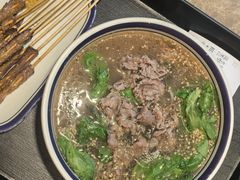 -云阿蛮云南生烫牛肉米线(奉贤路店)