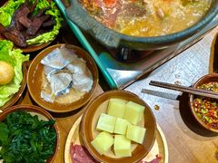 -黔有有贵州酸汤夺夺粉火锅(五味十字店)