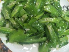 -小辣妹川味海鲜加工店(第一市场椰风巷店)
