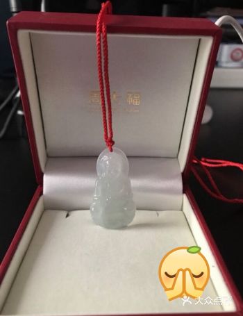周大福家除了有金银首饰外，也会有玉饰品，性价比还算不