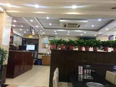 大堂-瑞杰烧烤店·24小时营业(山东路店)