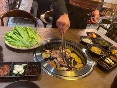 -香猪坊韩国烤肉专属门店(魏公村店)