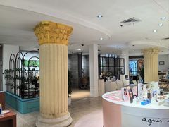 -巴黎三城(百联南方购物中心店)