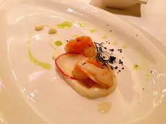 -龙虾酒吧扒房(宁波香格里拉店)