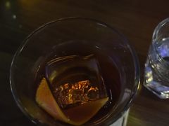 -聚点酒吧(龙湖滨江天街店)