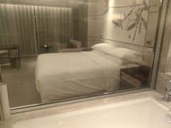 -上海宝华万豪酒店