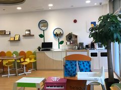 -婴智贝佳蒙特梭利早教托育中心(杨浦店)