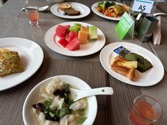 -上海佘山世茂艾美酒店