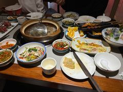 -四点金粥底火锅(沂州里店)