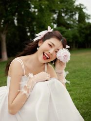 -至臻微拉婚纱摄影