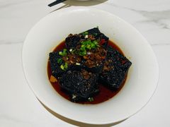 招牌秘制臭豆腐-楚山晓·湖北菜(武汉光谷K11店)