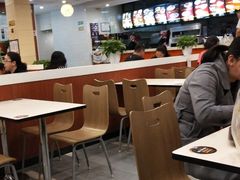 大堂-魏家凉皮(翟营南大街店)