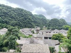 -高荡千年布依古寨旅游景区