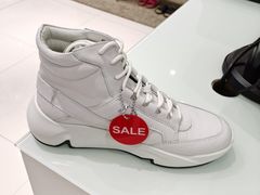 -丽达购物中心(崂山店)
