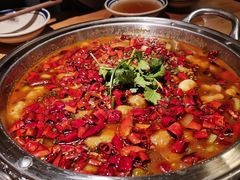 破店撒娇鱼-泥糊破店小酒馆·团建聚餐(南京西路店)