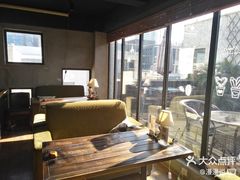 -新沙洞咖啡(泉乐坊店)