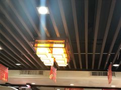 大堂-潮泰牛肉火锅 · 创于1992年(车公庙店)