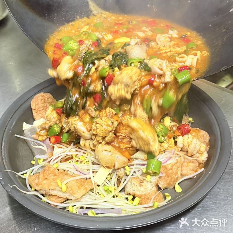 员村深夜鱼市现场！凌晨1点还在爆满的鲜货食堂