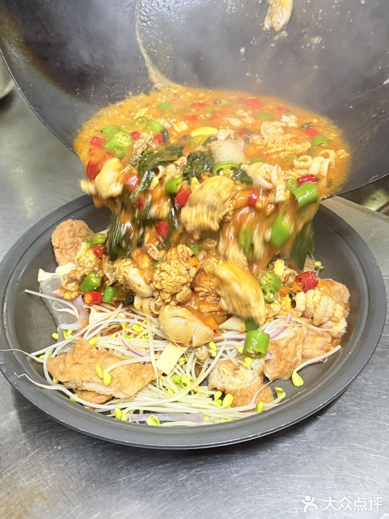 员村深夜鱼市现场！凌晨1点还在爆满的鲜货食堂