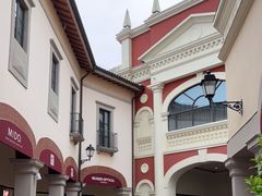 -佛罗伦萨小镇广佛名品奥特莱斯(疏港路店)