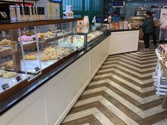 面包甜点陈列柜-牛角村(大族广场店)