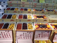 自助取餐区-鲜力达果品批发直销(青山店)