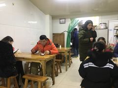 大堂-何记酿皮店(西流湾店)